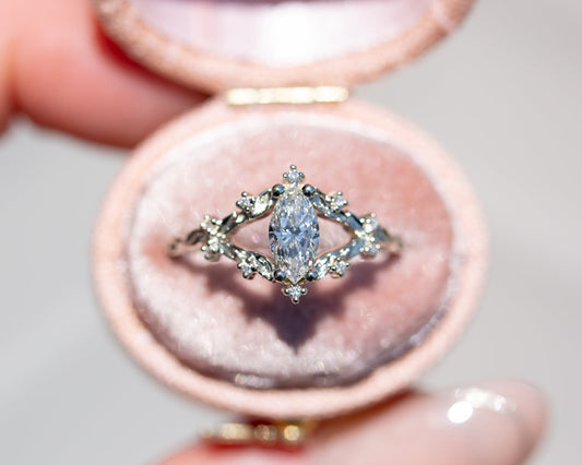 [Oramore Jewelry]Briar rose setting with natural white diamond center stone