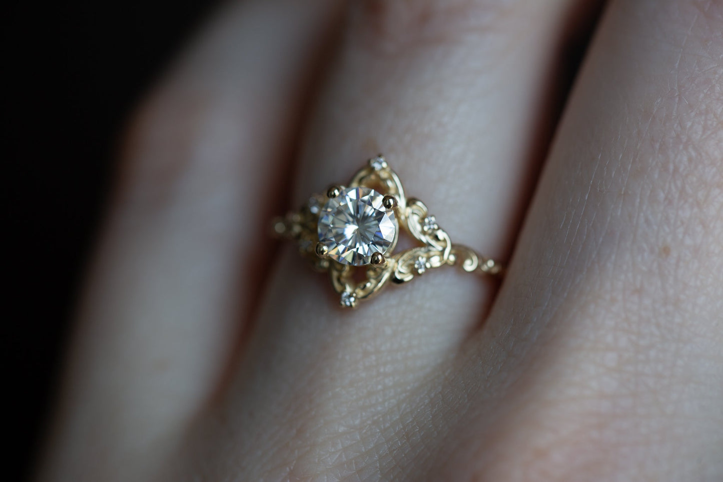 [Oramore Jewelry]Aurora setting with 6mm round moissanite