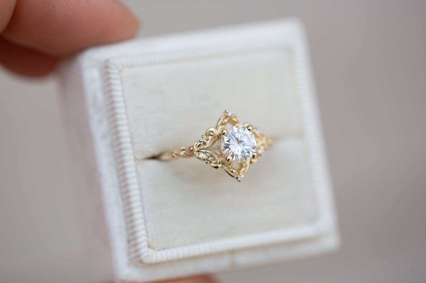 [Oramore Jewelry]Aurora setting with 6mm round moissanite