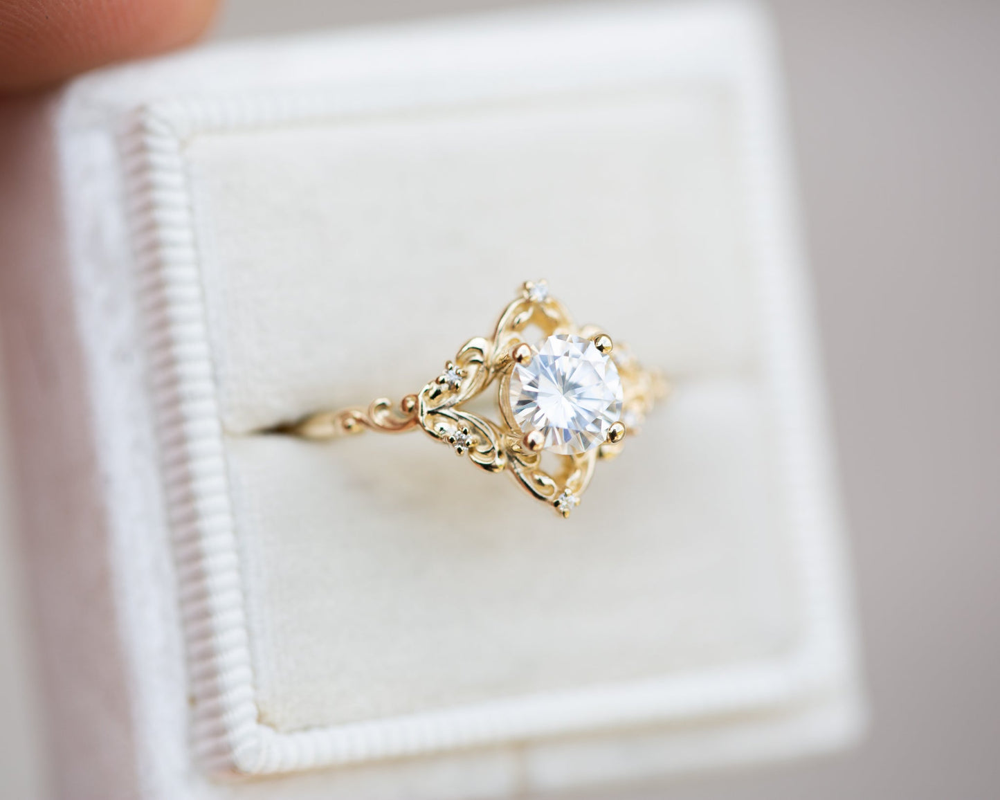 [Oramore Jewelry]Aurora setting with 6mm round moissanite