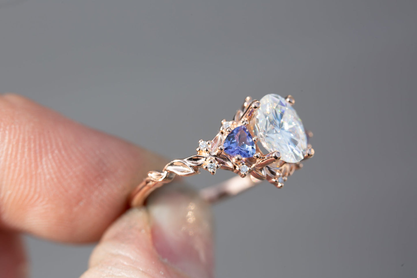 [Oramore jewelry]Briar rose three stone with 8x6mm oval moissanite and tanzanite