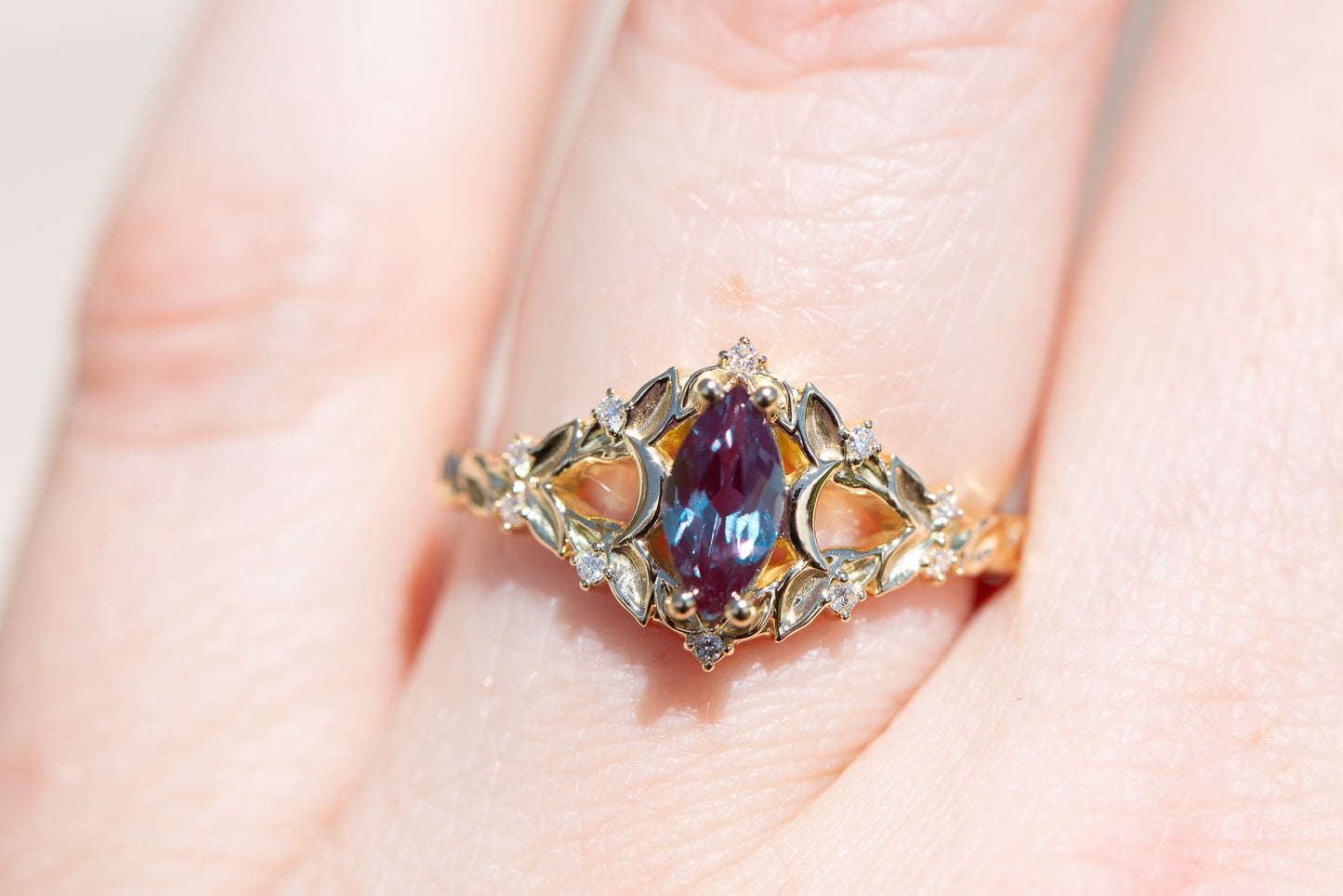 [Oramore Jewelry]Customize your own Briar moon setting with marquise center