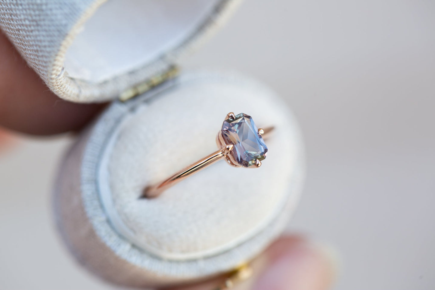 [Oramore Jewelry]Solitaire multi color sapphire ring