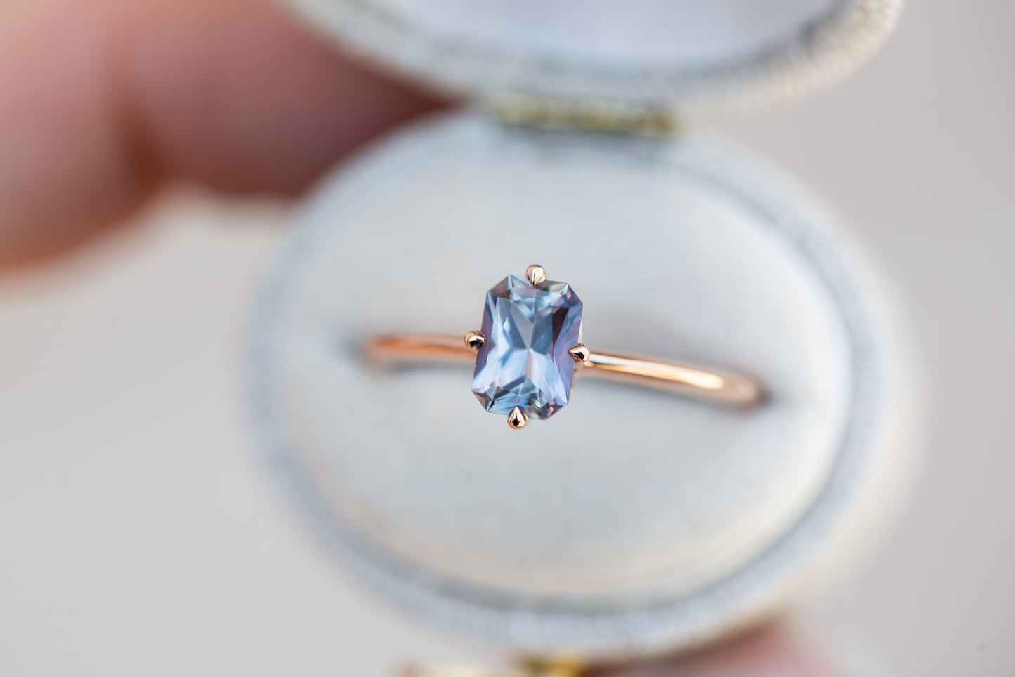 [Oramore Jewelry]Solitaire multi color sapphire ring
