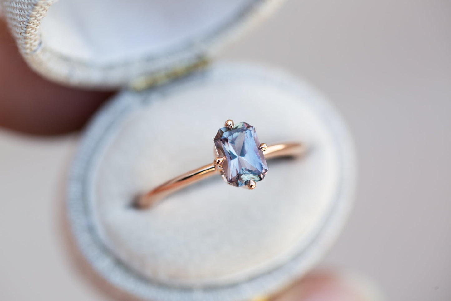 [Oramore Jewelry]Solitaire multi color sapphire ring