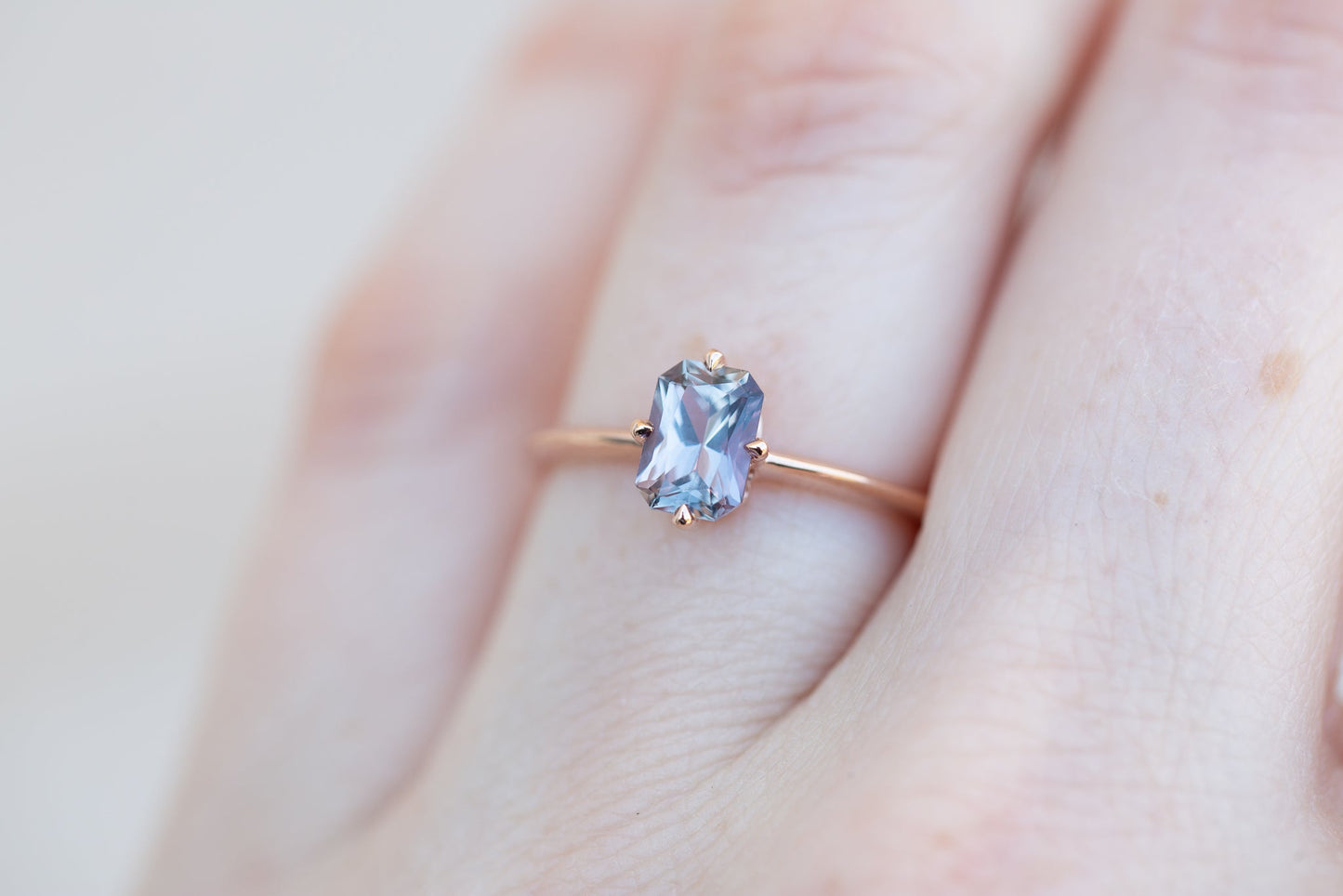 [Oramore Jewelry]Solitaire multi color sapphire ring