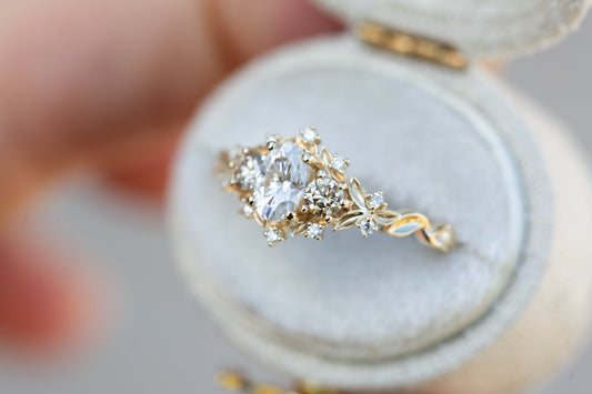 [Oramore Jewelry]Briar rose three stone with moissanite and champagne diamonds