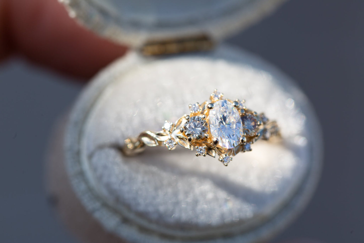 [Oramore Jewelry]Briar rose three stone with moissanite and champagne diamonds