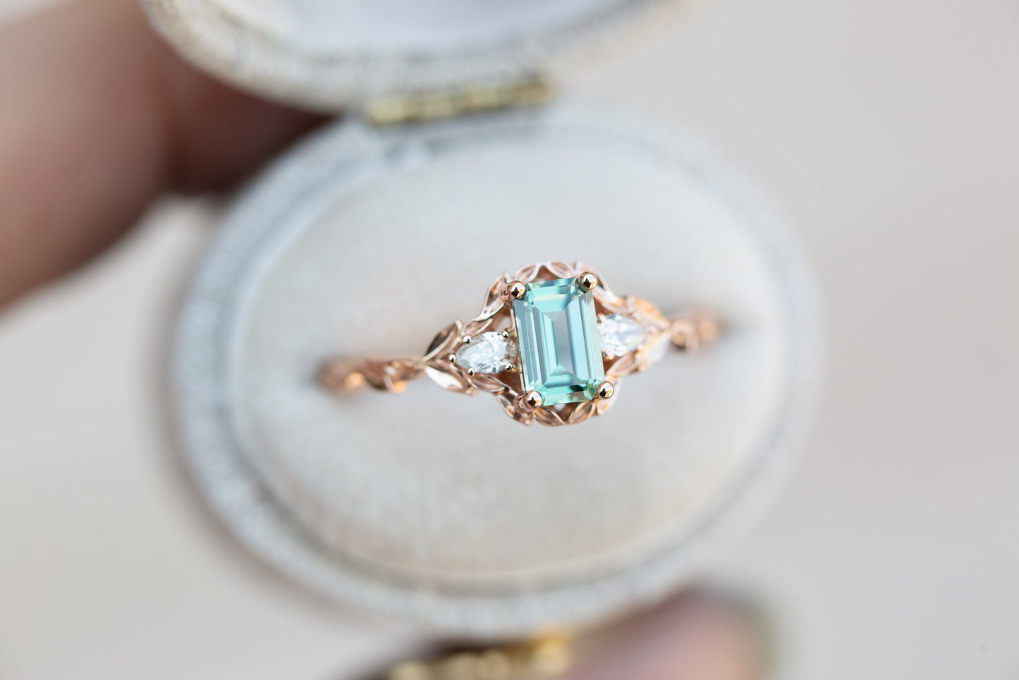 [Oramore Jewelry]Wisteria with lab green sapphire and diamonds