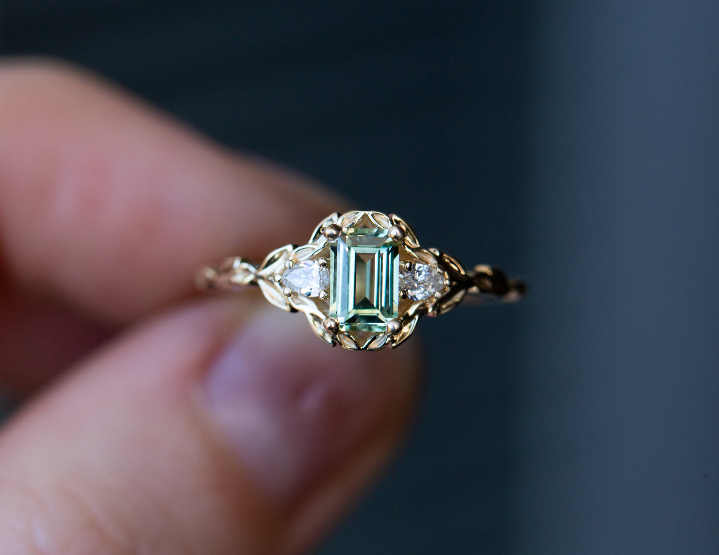 [Oramore Jewelry]Wisteria with lab green sapphire and diamonds