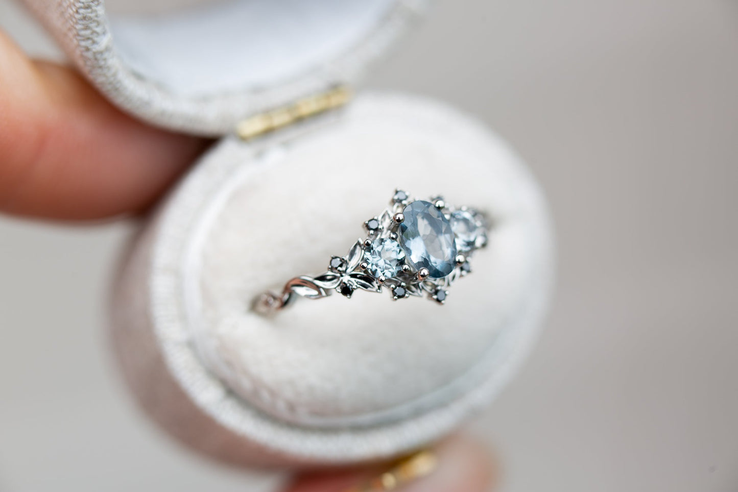 [Oramore Jewelry]Briar rose three stone with grey spinel and black diamonds