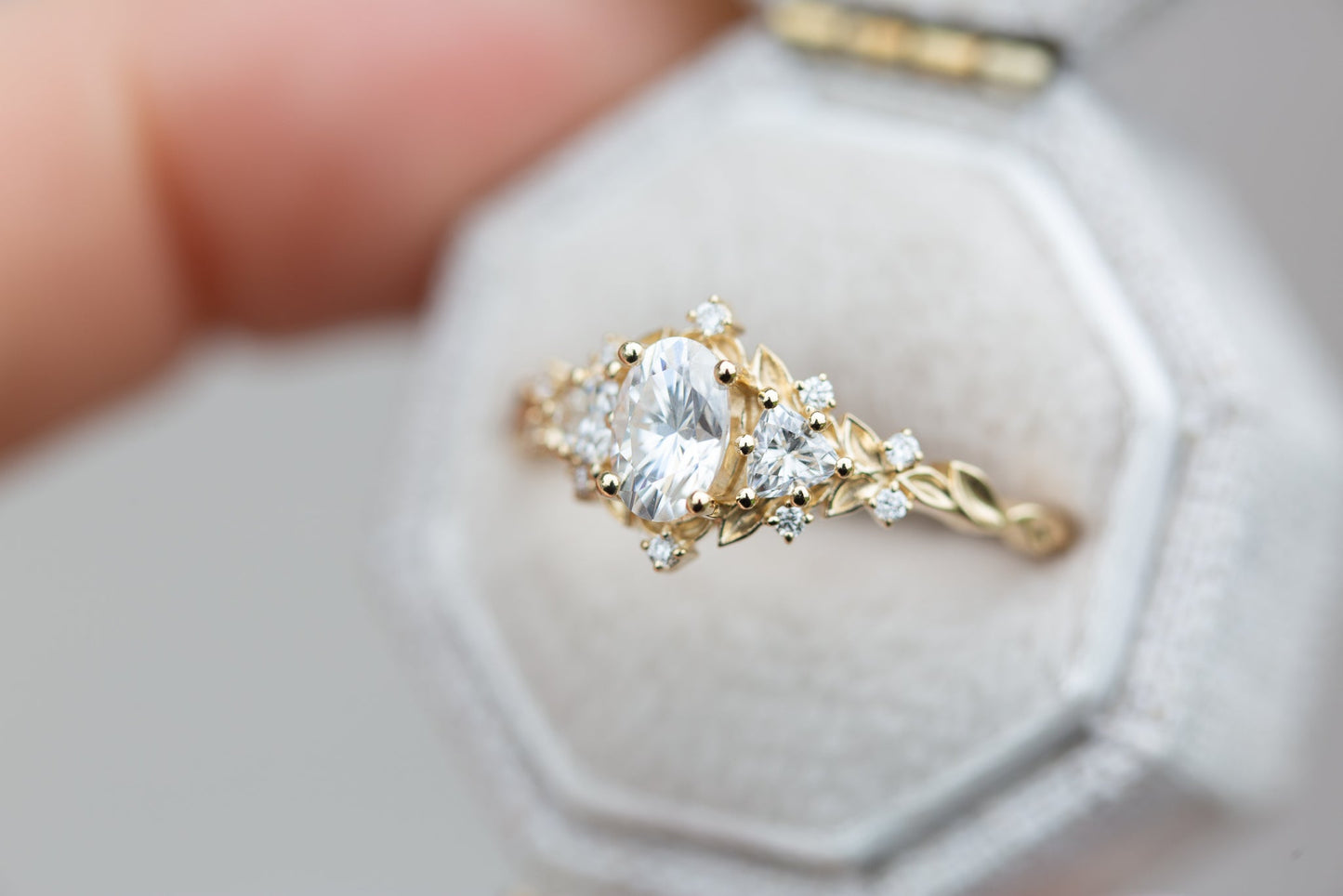 [Oramore Jewelry]Briar rose three stone with oval moissanite (fairy queen ring)