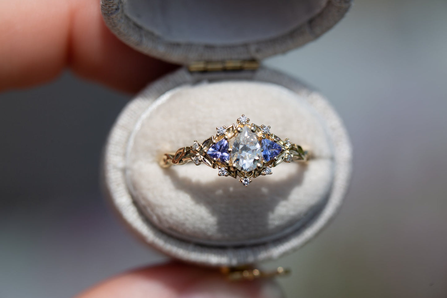 [Oramore Jewelry]14k rose Briar rose three stone with pear moissanite and tanzanite (fairy queen ring)