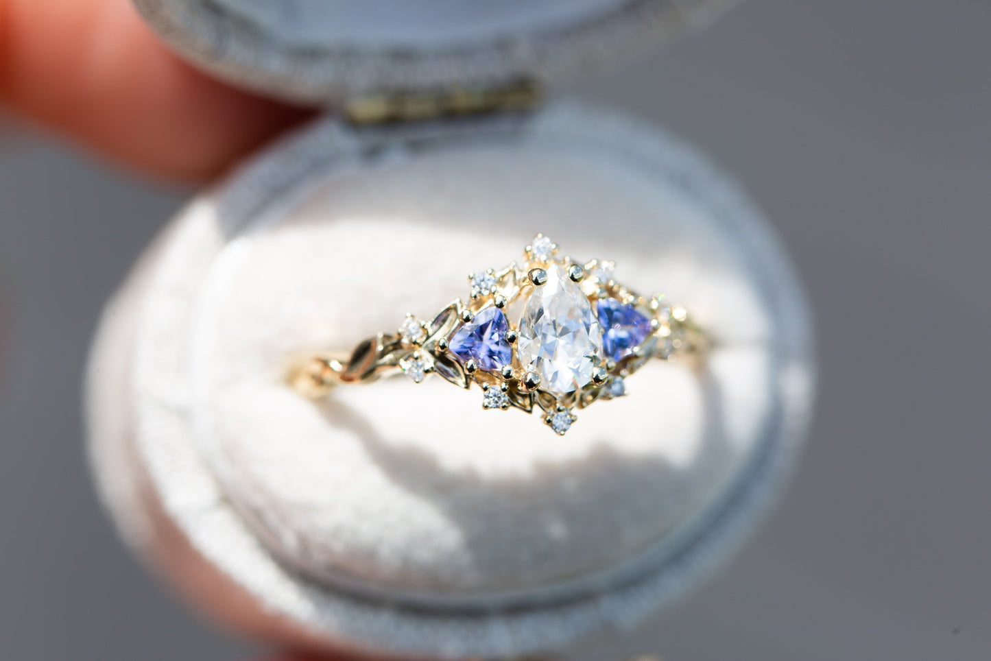 [Oramore Jewelry]14k rose Briar rose three stone with pear moissanite and tanzanite (fairy queen ring)