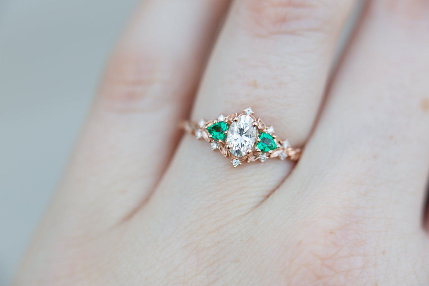 [Oramore Jewelry]Briar rose three stone with oval moissanite and lab emerald (fairy queen ring)