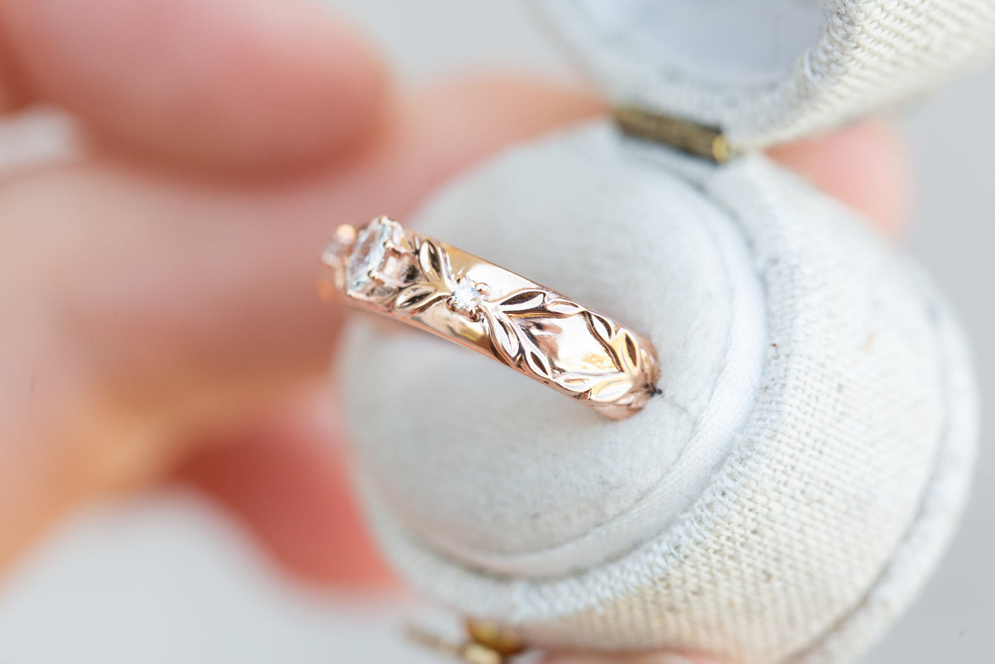 [Oramore Jewelry]Wide unisex briar band with marquise center