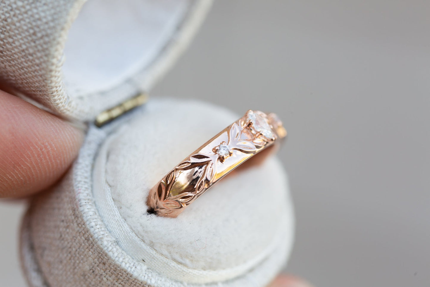 [Oramore Jewelry]Wide unisex briar band with marquise center