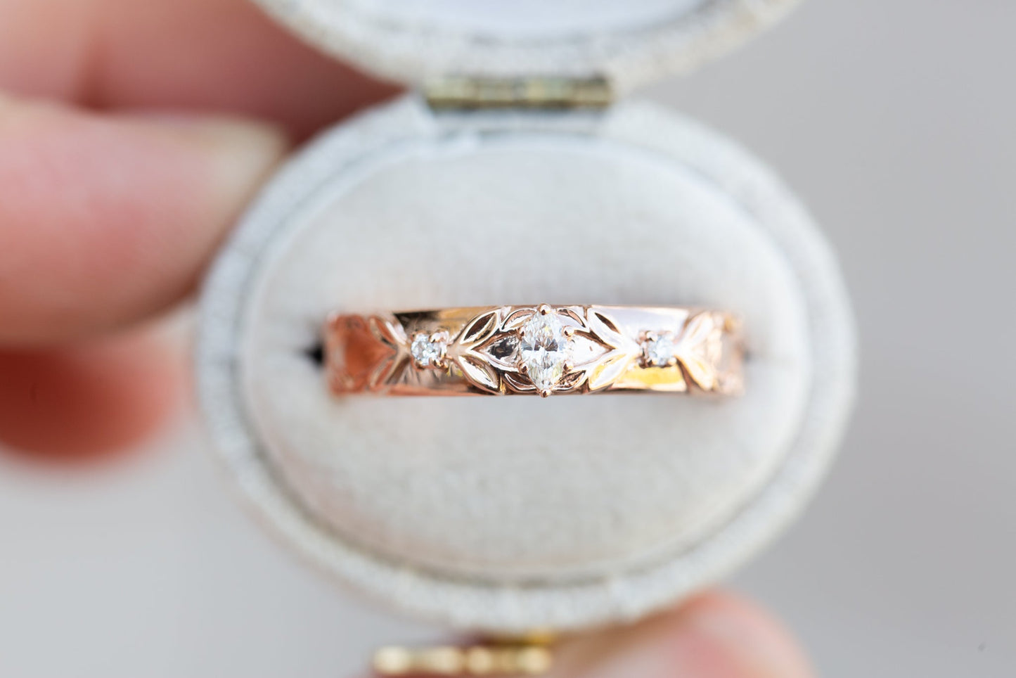 [Oramore Jewelry]Wide unisex briar band with marquise center