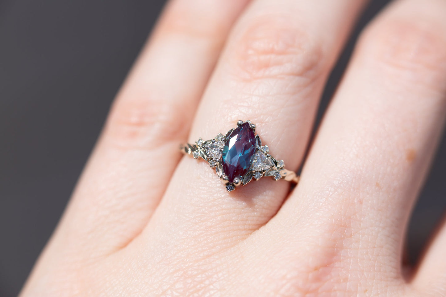 [Oramore Jewelry]Briar rose three stone with marquise alexandrite