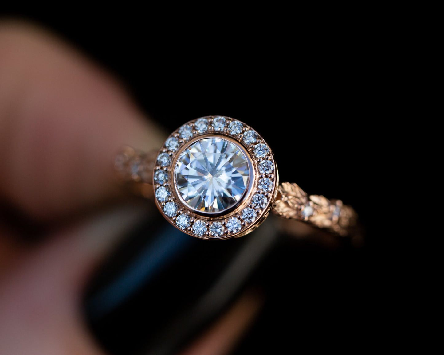 [Oramore Jewelry]Crown of thorns with white moissanite