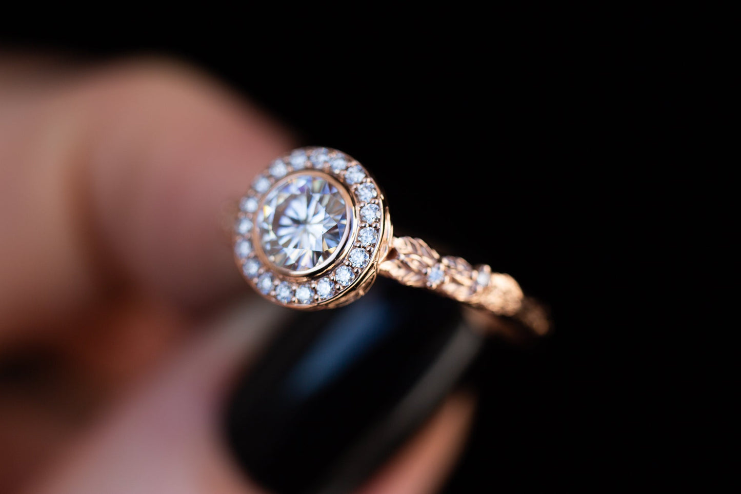 [Oramore Jewelry]Crown of thorns with white moissanite