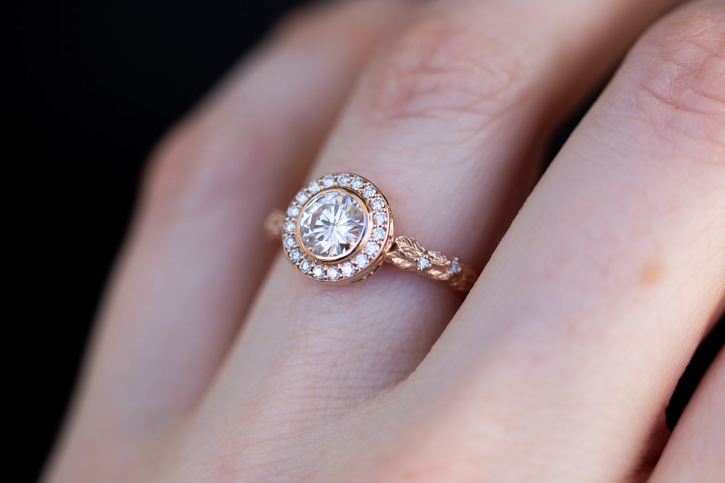 [Oramore Jewelry]Crown of thorns with white moissanite