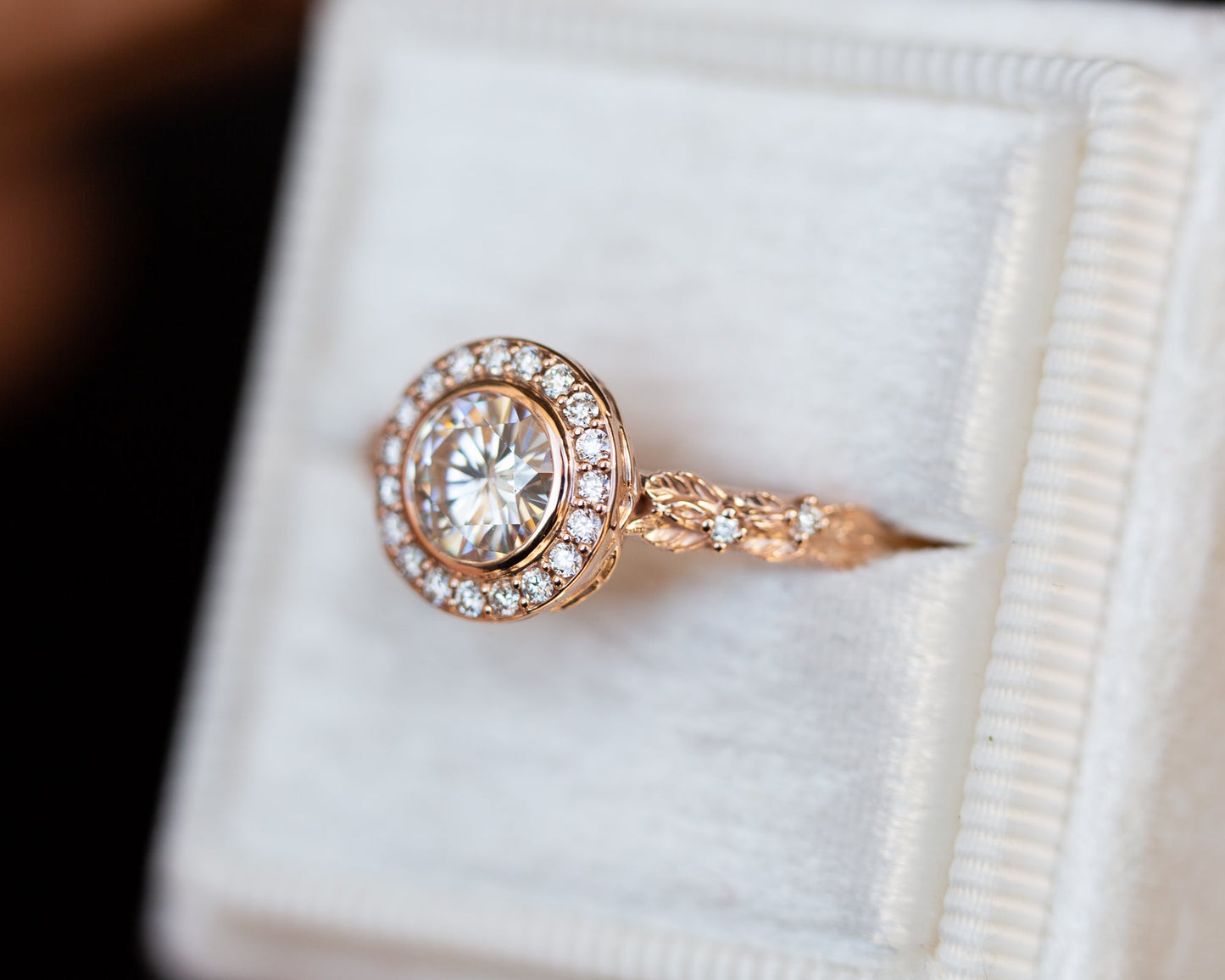 [Oramore Jewelry]Crown of thorns with white moissanite