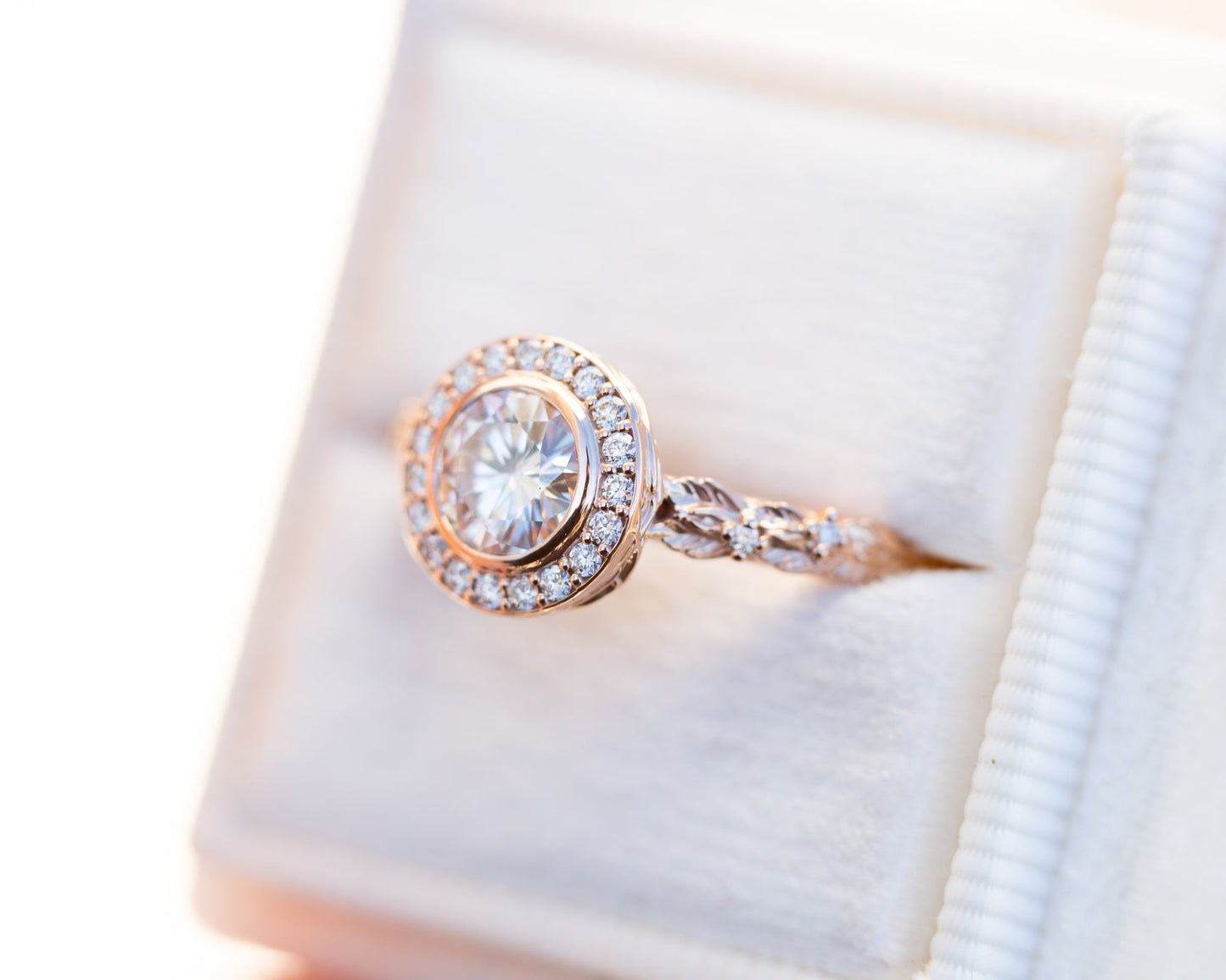 [Oramore Jewelry]Crown of thorns with white moissanite
