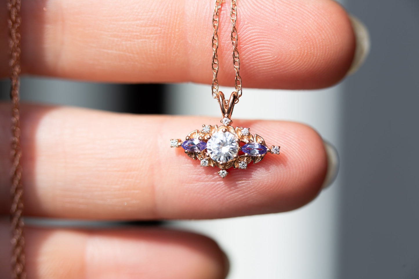 [Oramore Jewelry]Briar rose three stone necklace