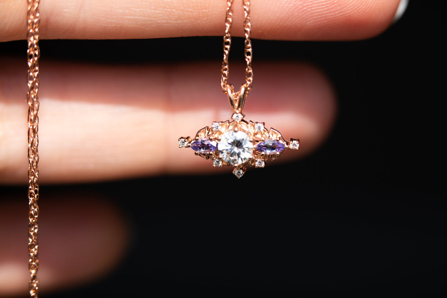 [Oramore Jewelry]Briar rose three stone necklace