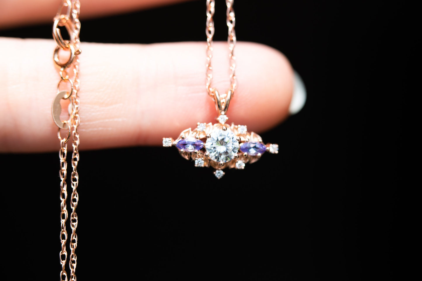 [Oramore Jewelry]Briar rose three stone necklace