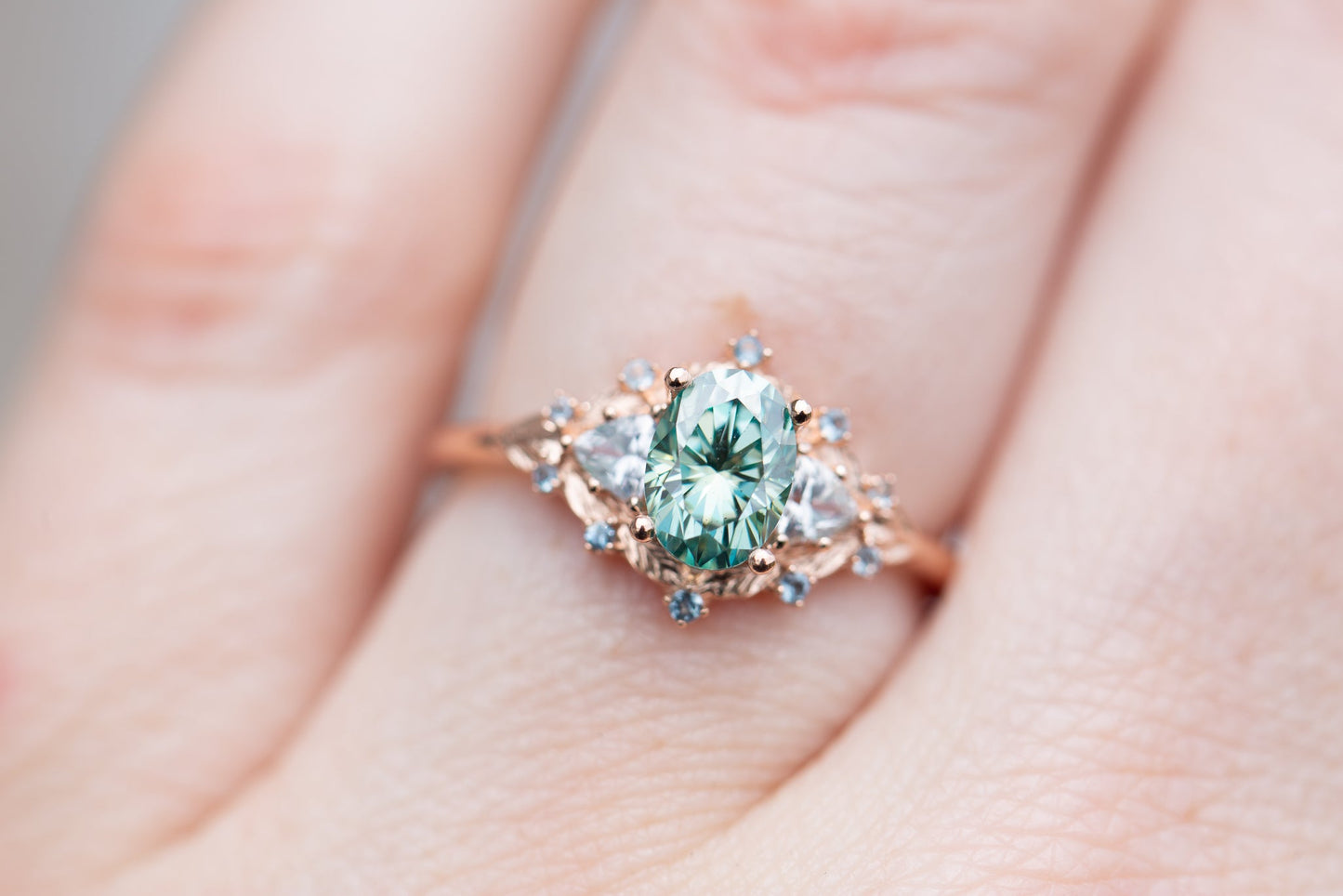 [Oramore Jewelry]Woodland three stone with teal moissanite and aqua accents