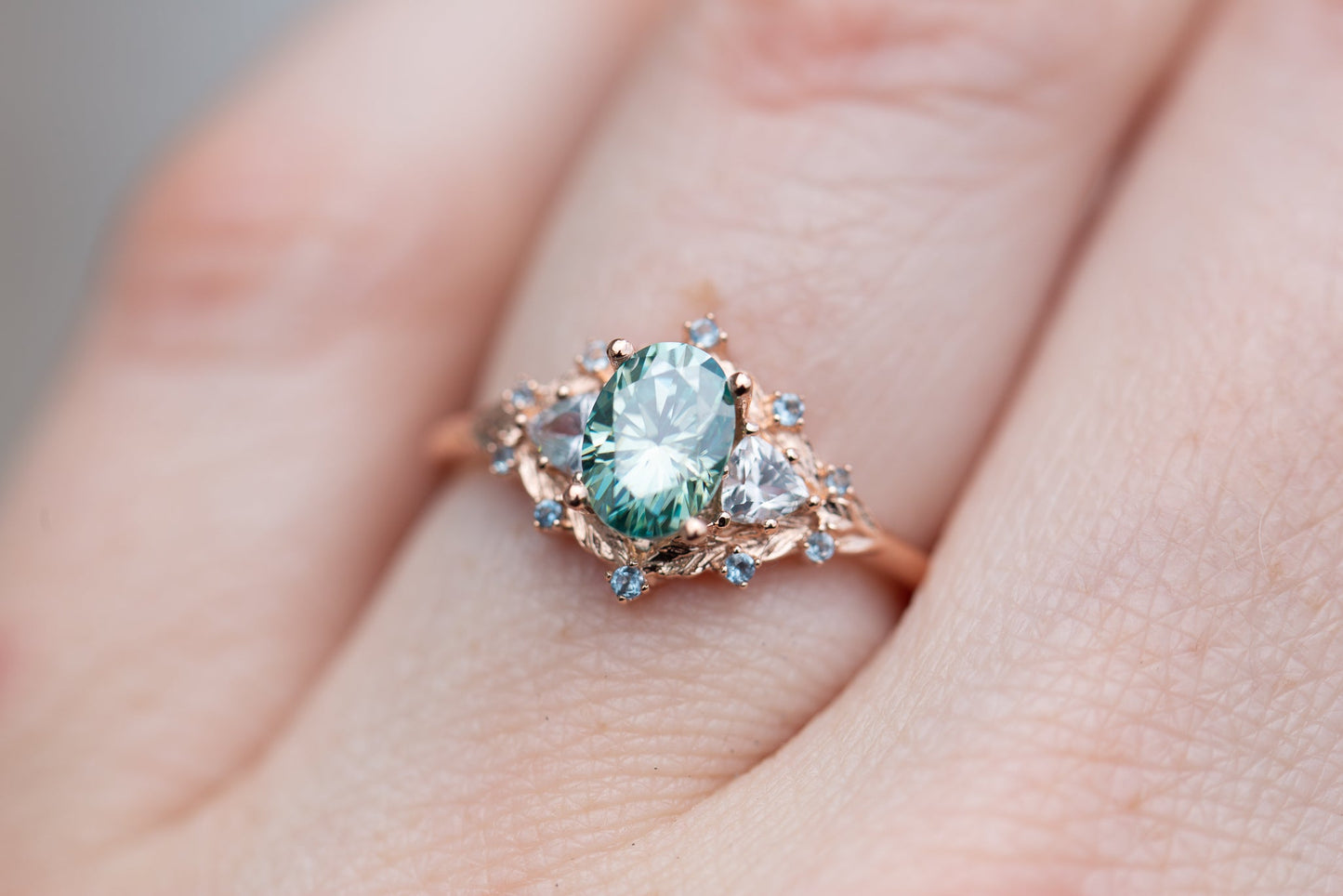 [Oramore Jewelry]Woodland three stone with teal moissanite and aqua accents