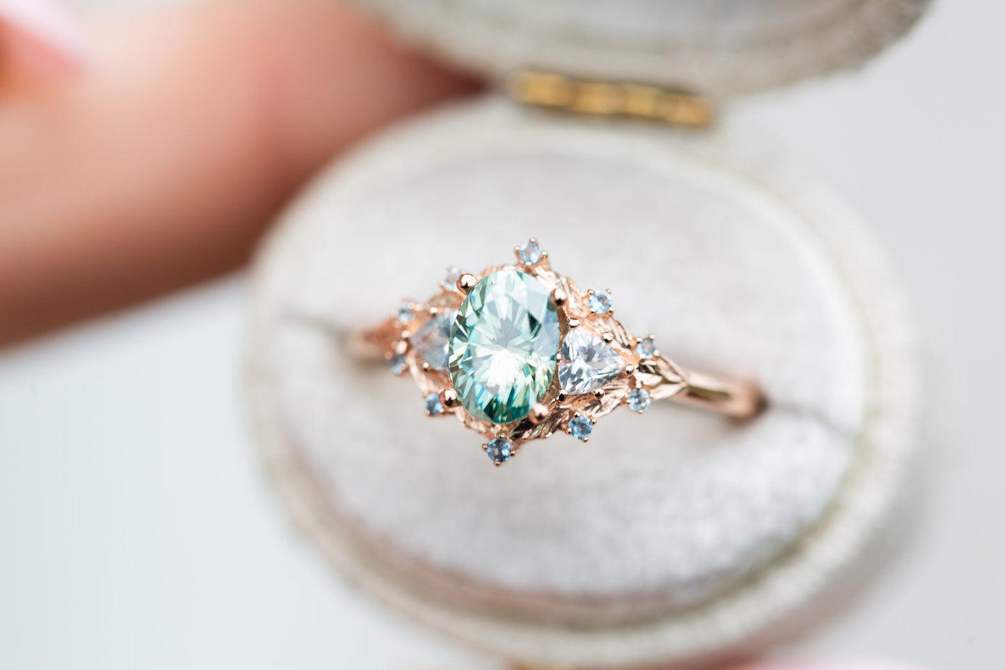[Oramore Jewelry]Woodland three stone with teal moissanite and aqua accents