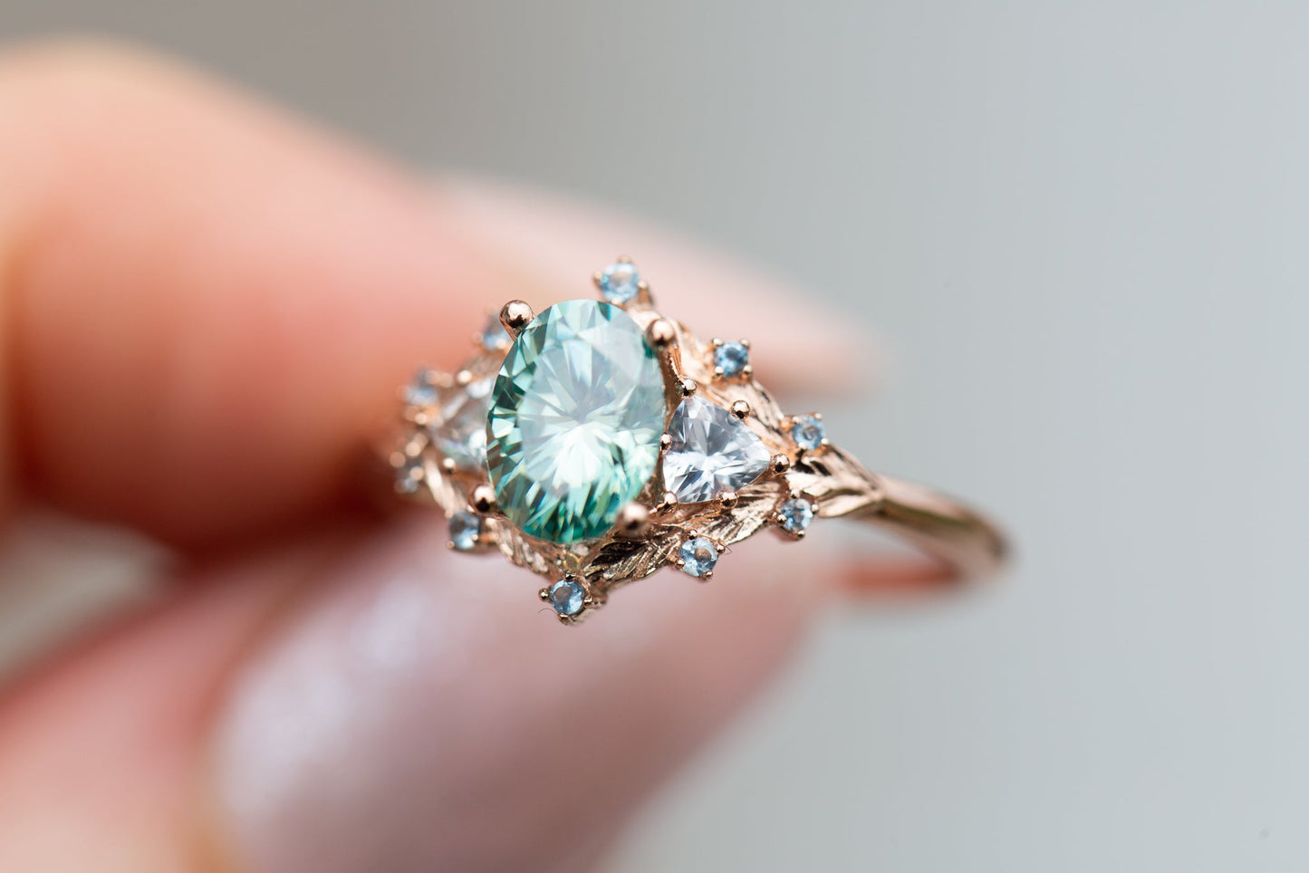 [Oramore Jewelry]Woodland three stone with teal moissanite and aqua accents