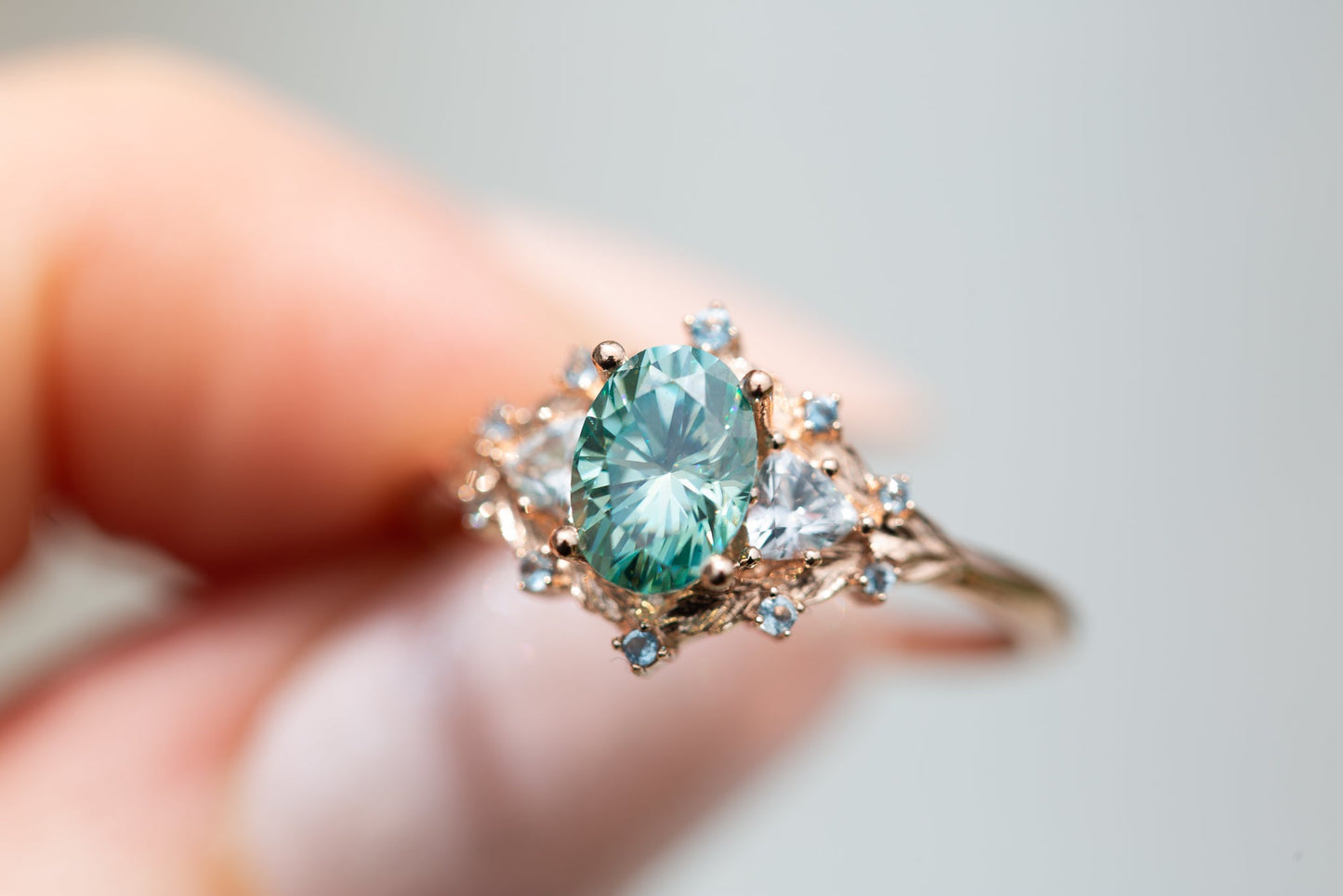 [Oramore Jewelry]Woodland three stone with teal moissanite and aqua accents