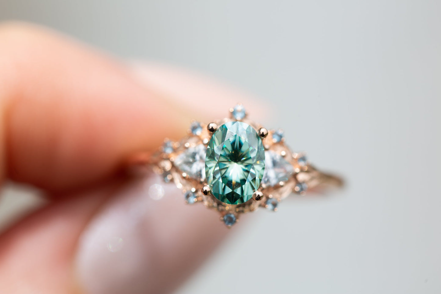[Oramore Jewelry]Woodland three stone with teal moissanite and aqua accents