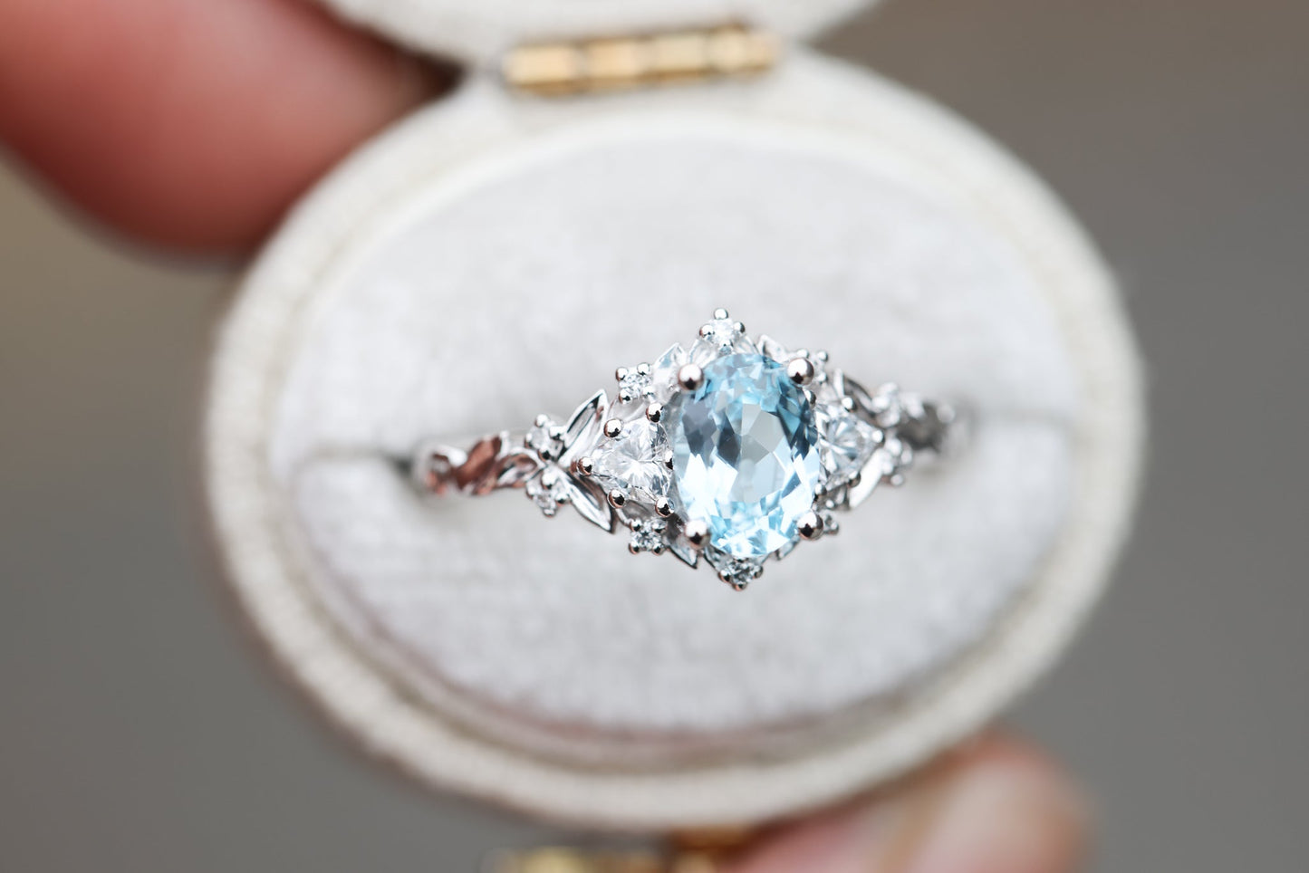 [Oramore Jewelry]Briar rose three stone with 7x5mm oval moissanite