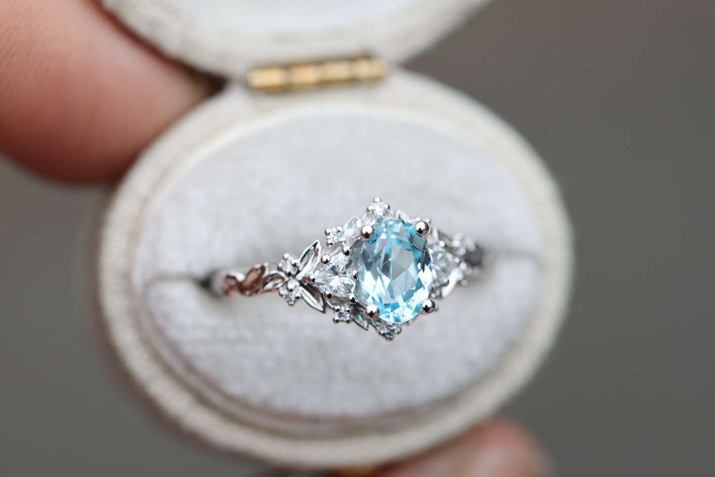[Oramore Jewelry]Briar rose three stone with 7x5mm oval moissanite