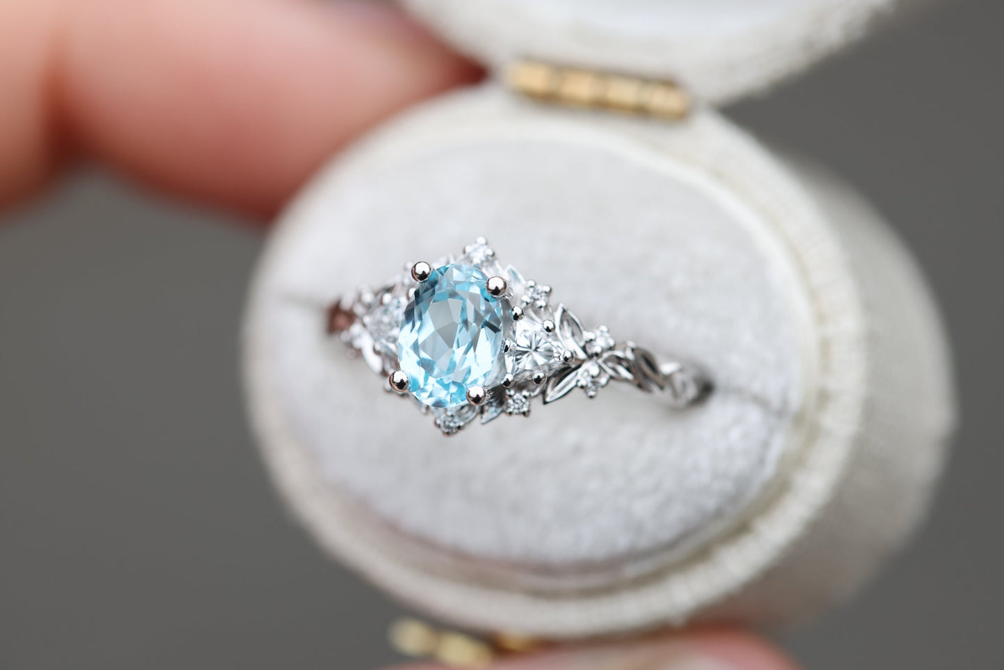 [Oramore Jewelry]Briar rose three stone with 7x5mm oval moissanite