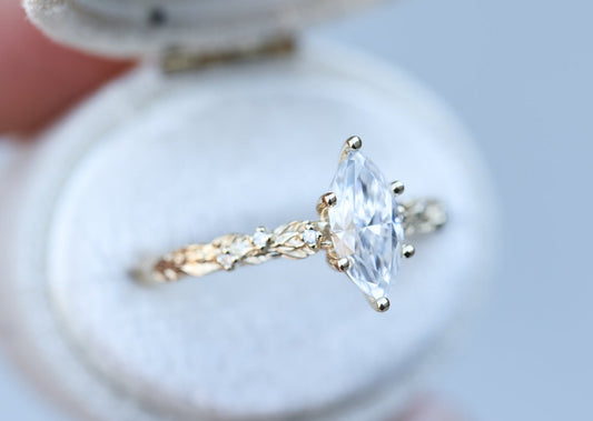 [Oramore Jewelry]Rowan with 10x5mm marquise moissanite