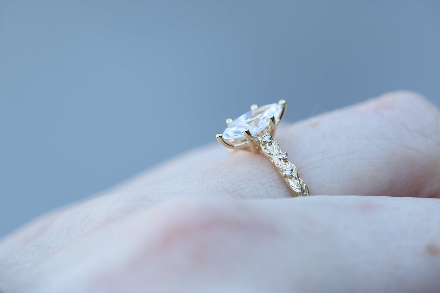 [Oramore Jewelry]Rowan with 10x5mm marquise moissanite