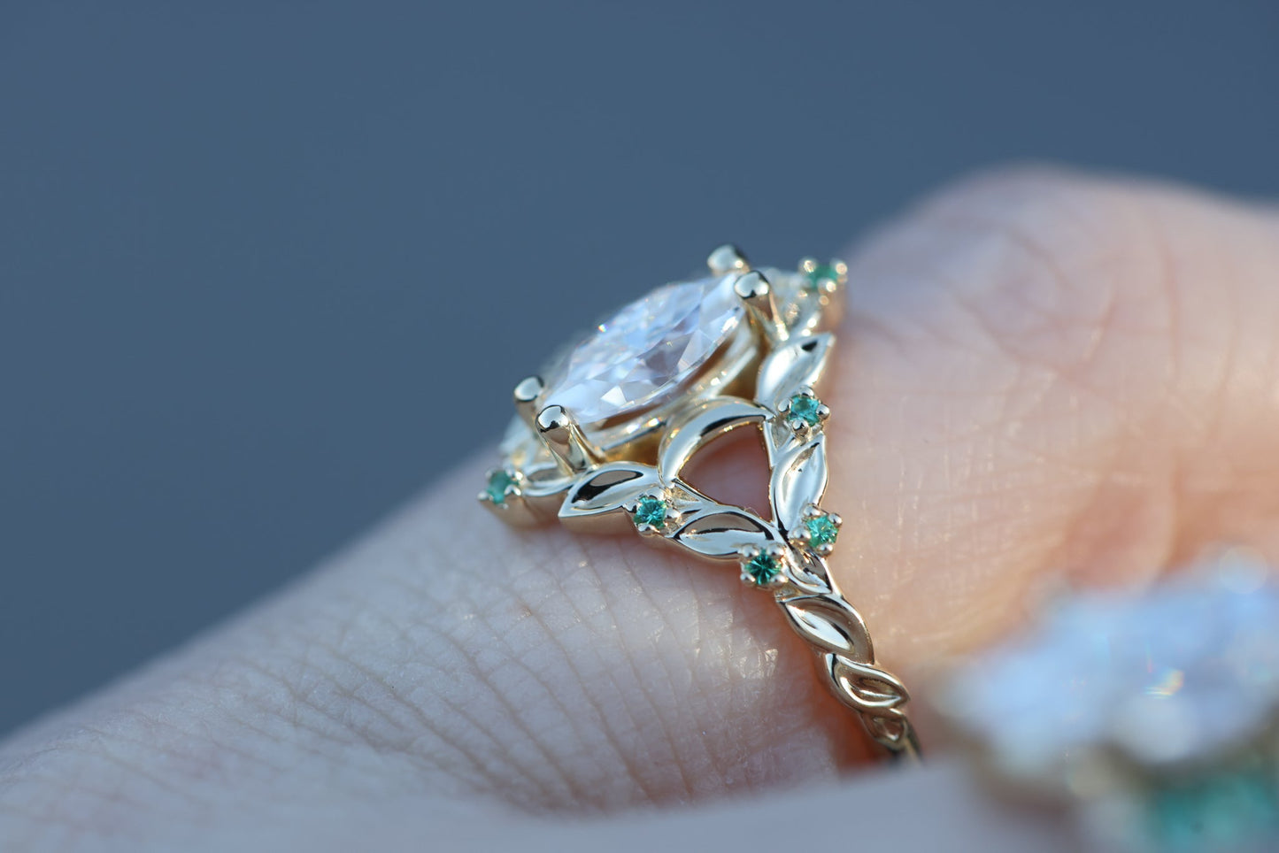 [Oramore Jewelry]Customize your own Briar moon setting with marquise center