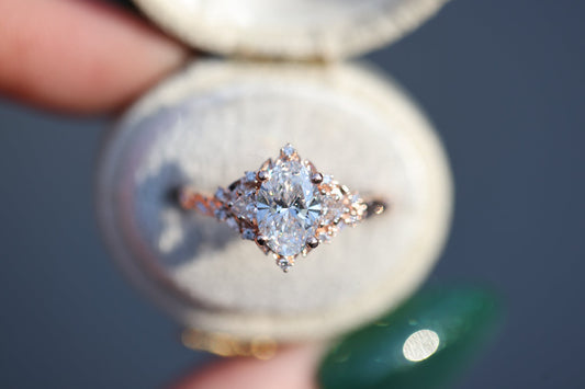 [Oramore Jewelry]Briar Rose Three Stone with 1.2ct Oval Lab Diamond