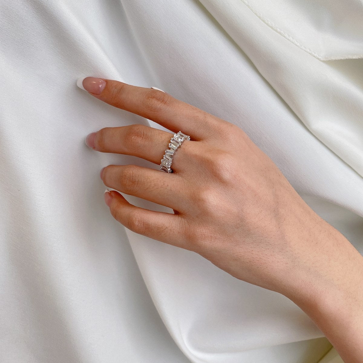 [Oramore Jewelry]Delicate Multi Shape Tennis Ring