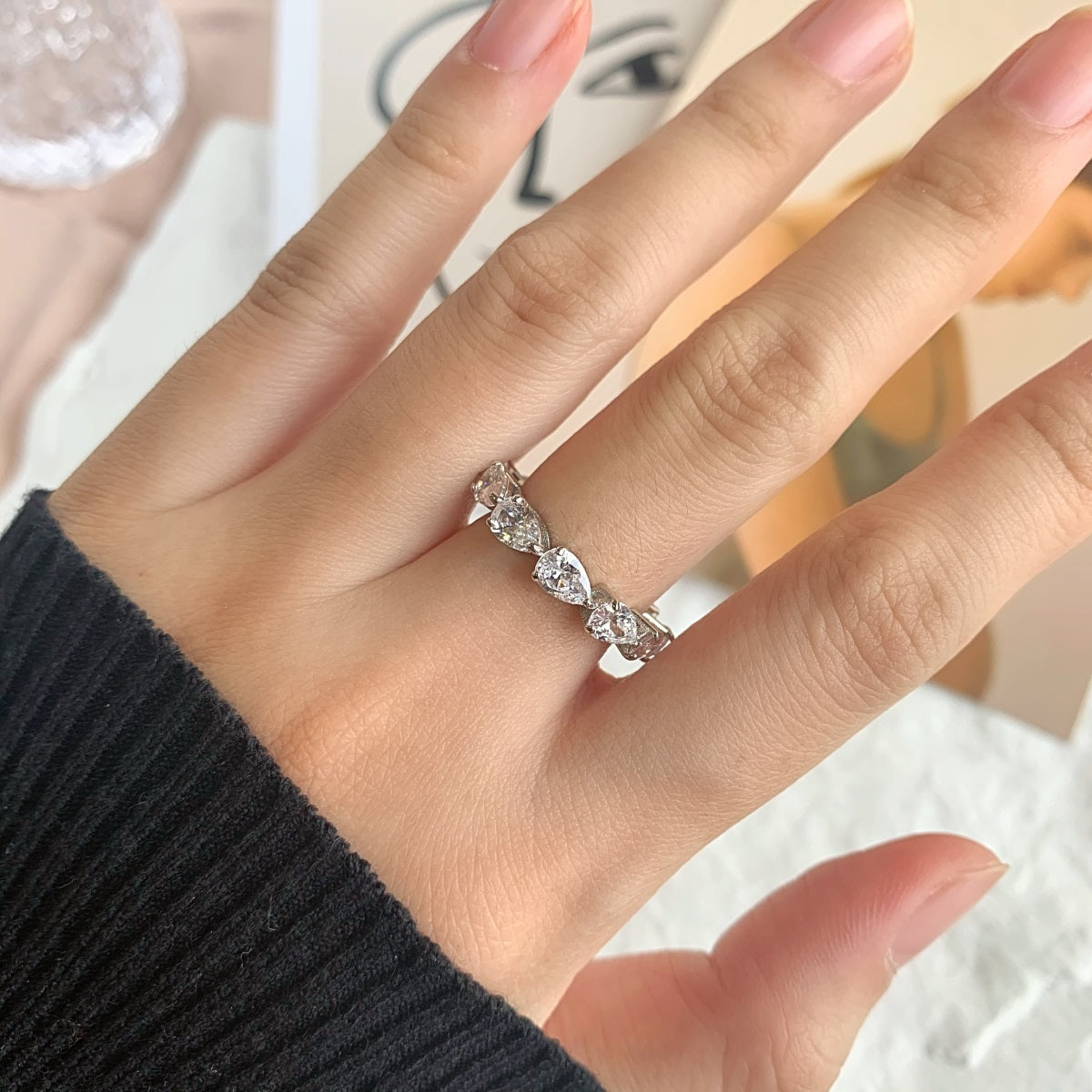 [Oramore Jewelry]Exquisite Pear Cut Tennis Ring