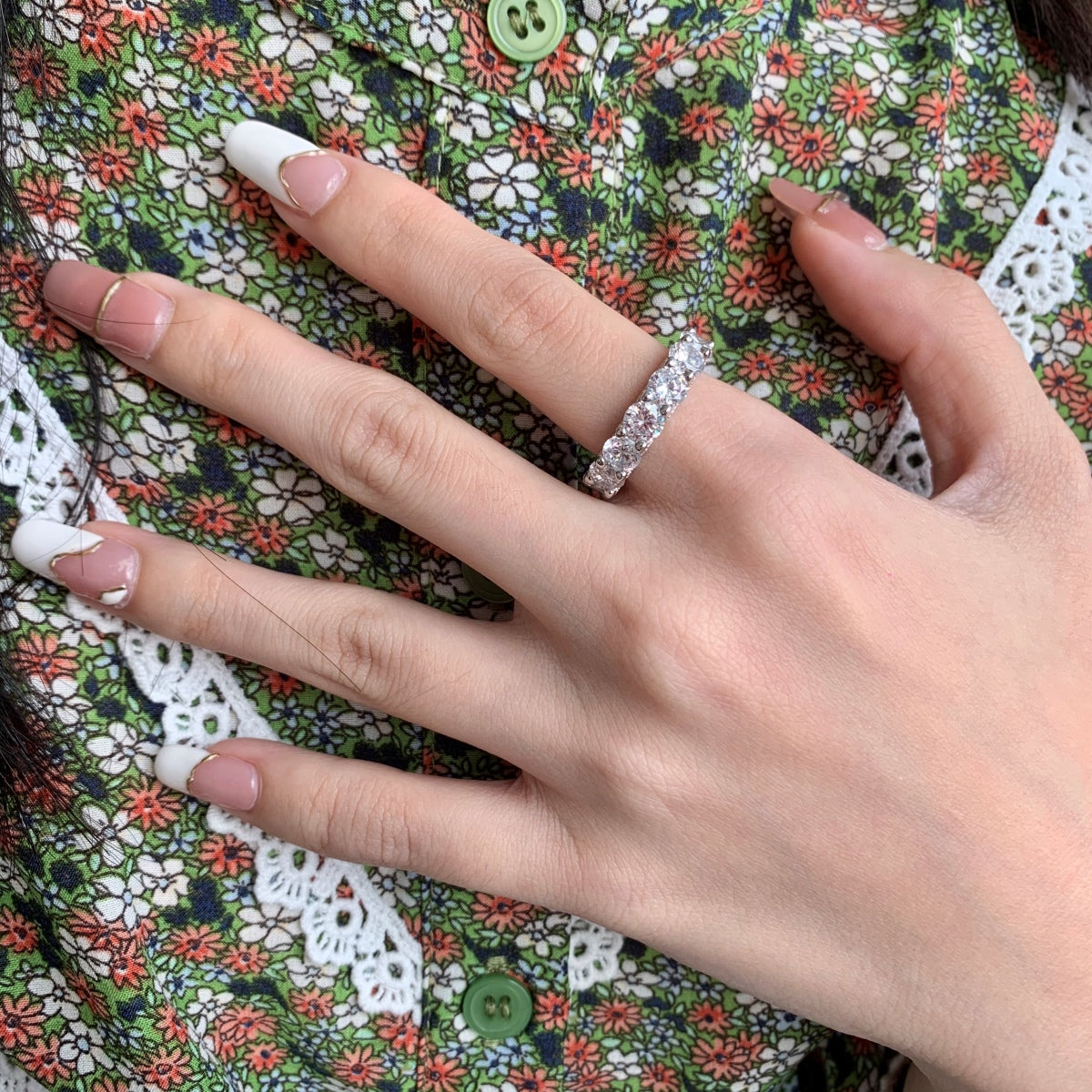[Oramore Jewelry]Gorgeous Round Cut Tennis Ring