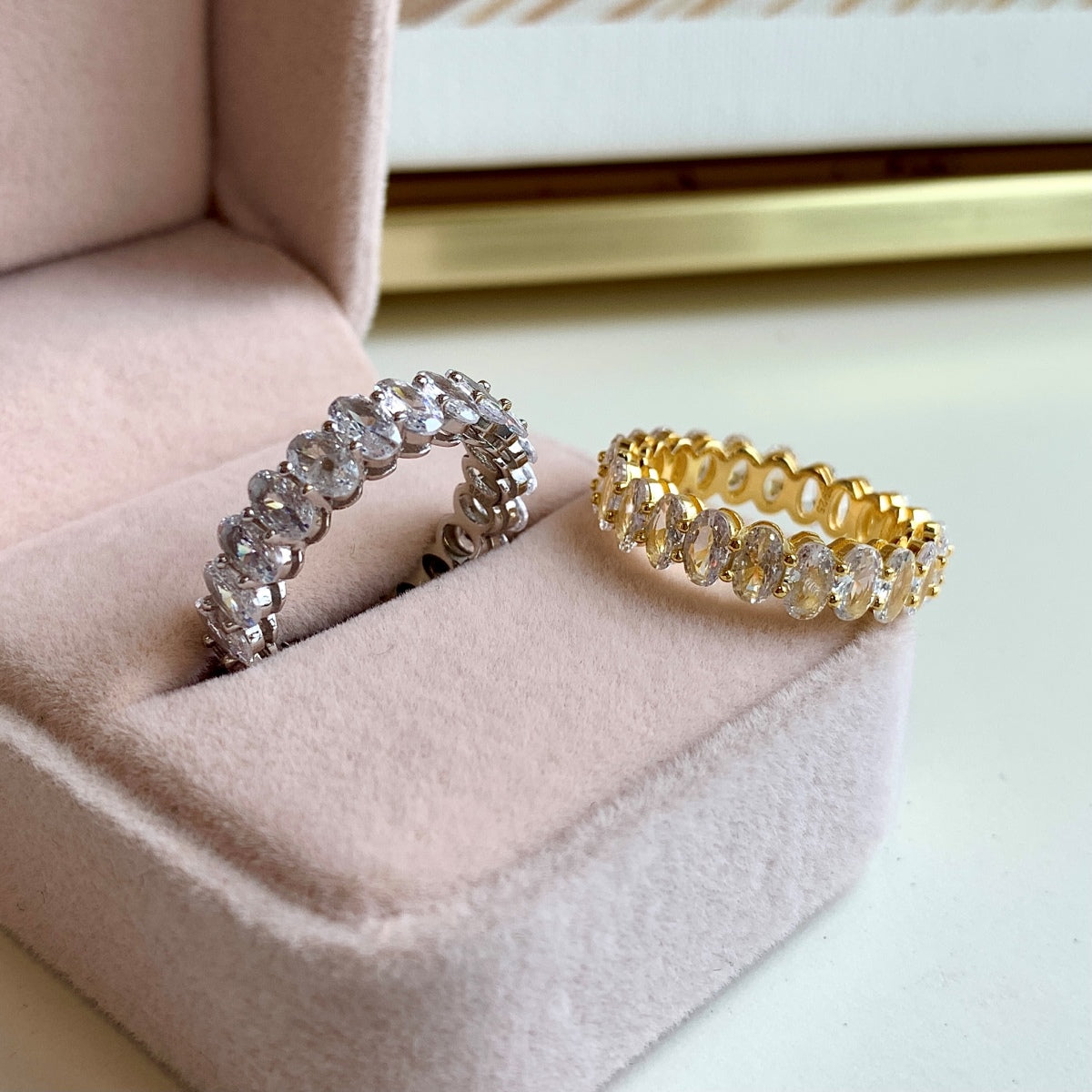 [Oramore Jewelry]Ornate Oval Cut Tennis Ring