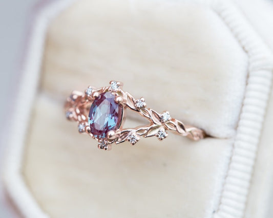 [Oramore Jewelry]Briar rose with oval alexandrite