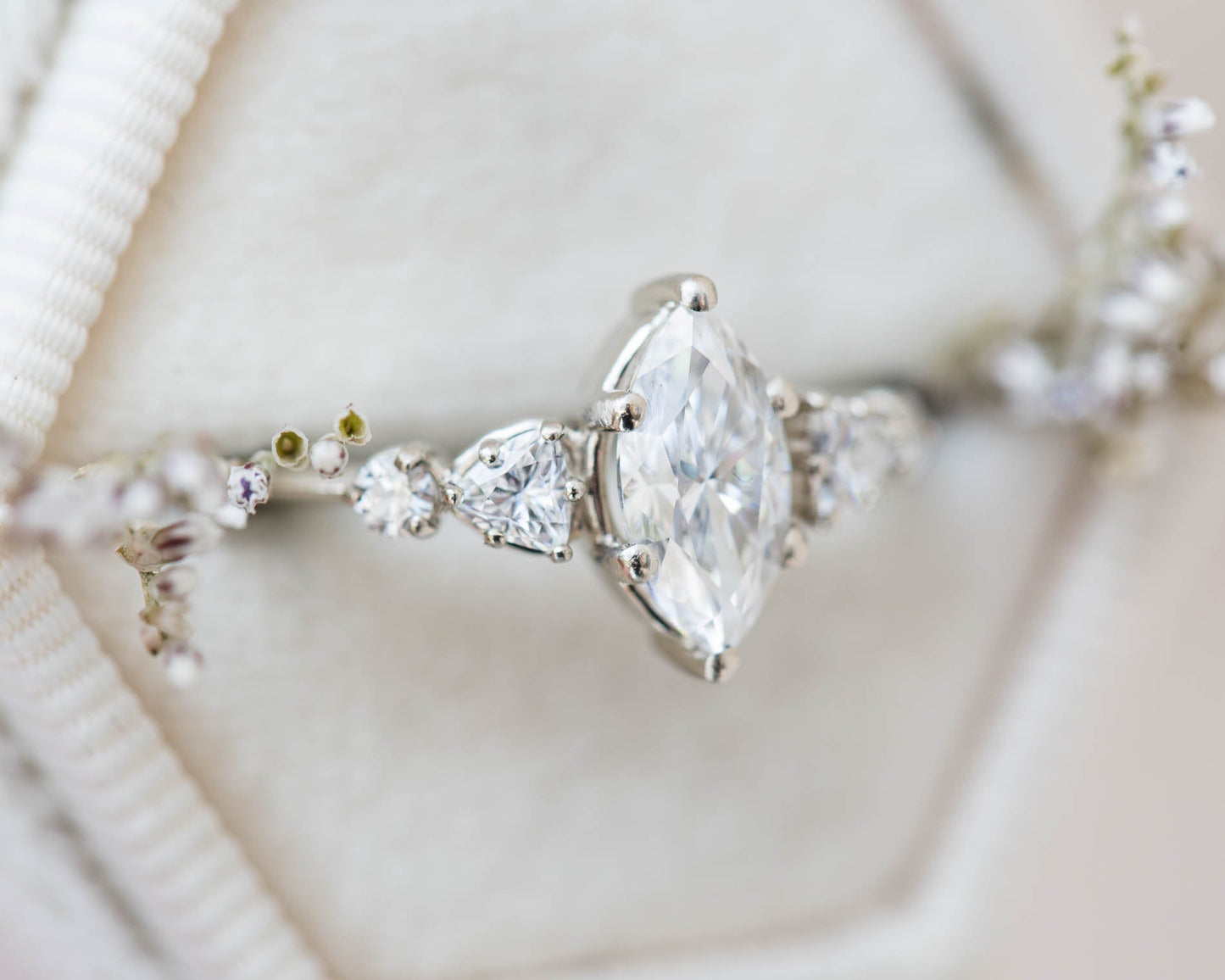 [Oramore Jewelry]Five stone ring with marquise moissanite